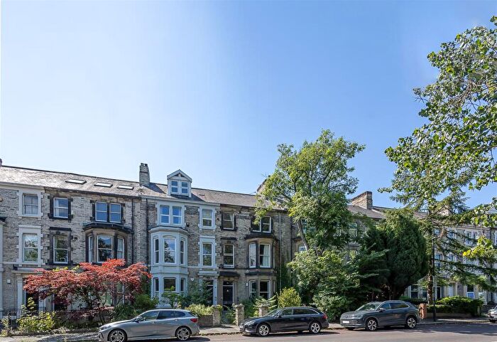 2 Bedroom Flat To Rent In Eslington Terrace, Jesmond, Newcastle Upon Tyne, NE2