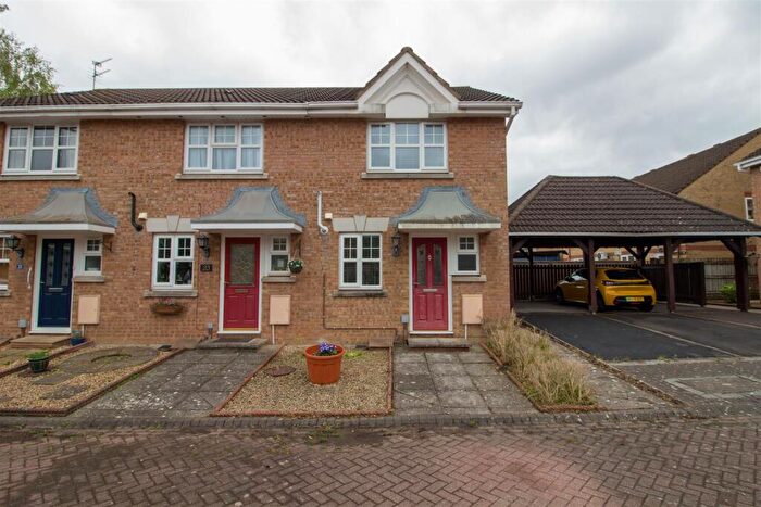 2 Bedroom End Of Terrace House To Rent In Constable Close, Keynsham, BS31