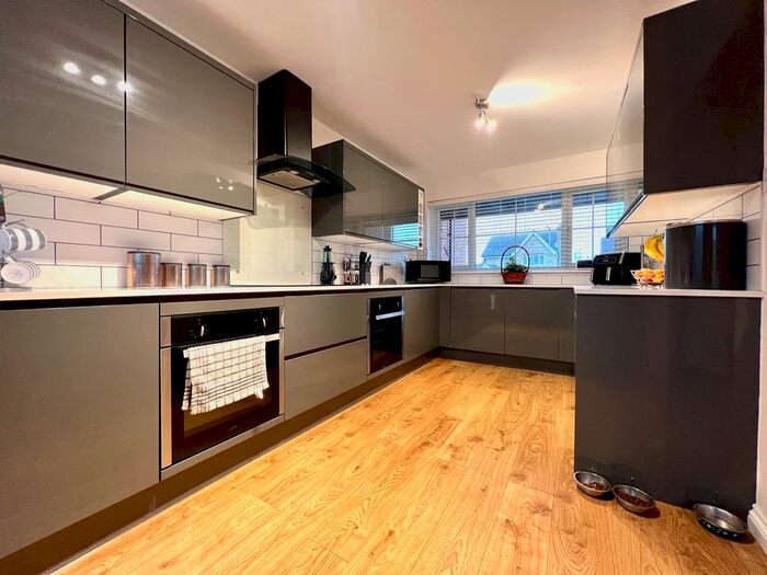 4 Bedroom Detached House For Sale In Blyton Road, Papworth Everard, Cambridge, CB23