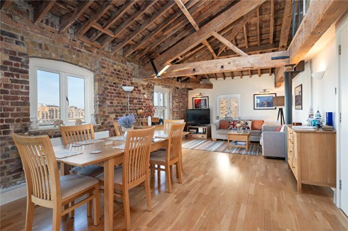 3 Bedroom Penthouse For Sale In New Archers Court, Rotherhithe Street, London, SE16