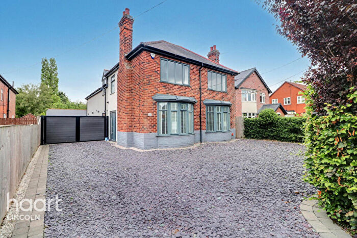 4 Bedroom Detached House For Sale In Station Road, Lincoln, LN4