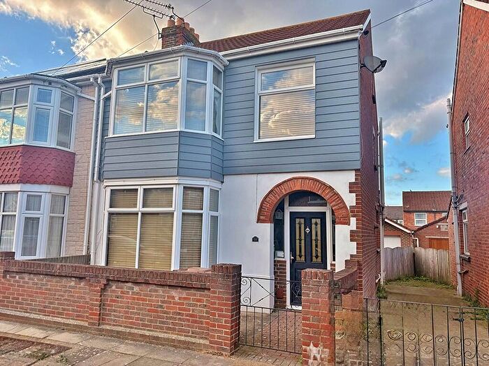 3 Bedroom Semi-Detached House For Sale In Madeira Road, Hilsea, PO2