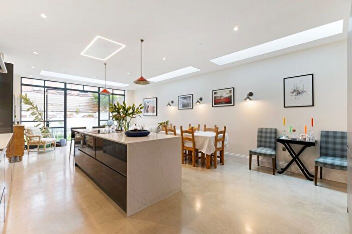 5 Bedroom Detached House For Sale In Sedlescombe Road, Fulham, London, SW6