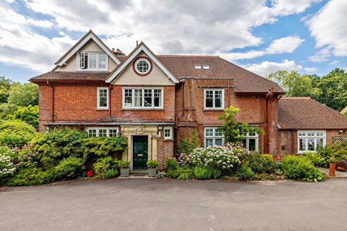 2 Bedroom Flat To Rent In Fernhurst, Woodfold, GU27