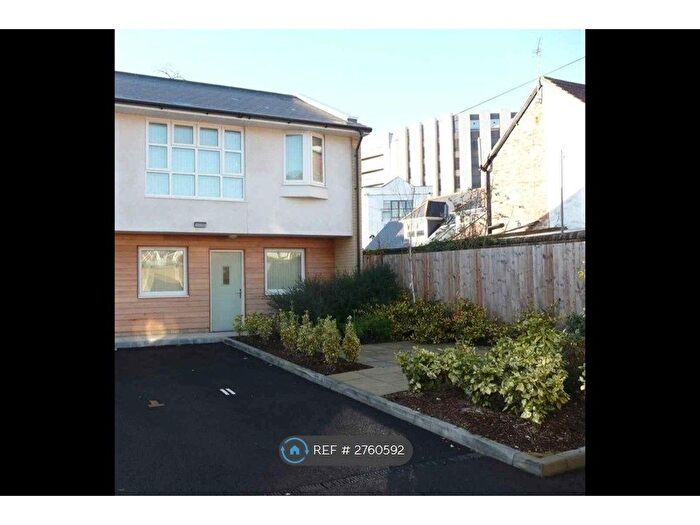 2 Bedroom End Terrace House To Rent In Navier Court, Poole, BH15