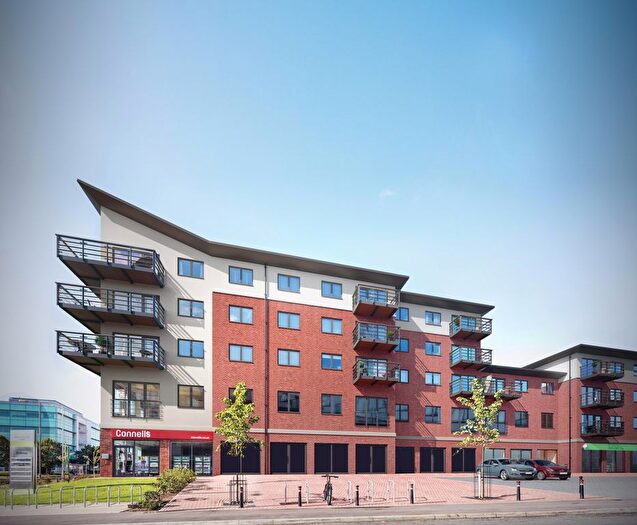 2 Bedroom Flat To Rent In Bateson Drive, Leavesden, Watford, WD25