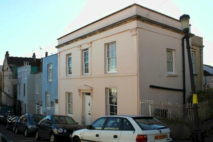 4 Bedroom Property To Rent In Sutherland Place, Bristol, BS8