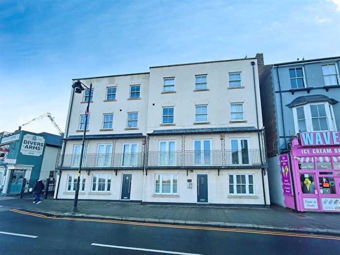 2 Bedroom Flat To Rent In Central Parade, Herne Bay, CT6