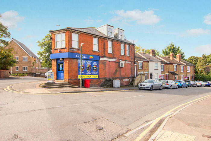 1 Bedroom Flat To Rent In Church Road, Tovil, Maidstone, Kent, ME15