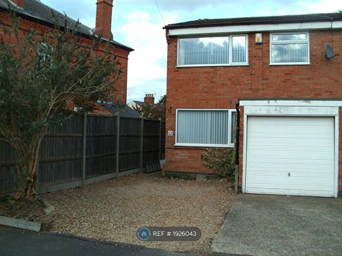3 Bedroom Semi-Detached House To Rent In Albert Street, Leicester, LE7