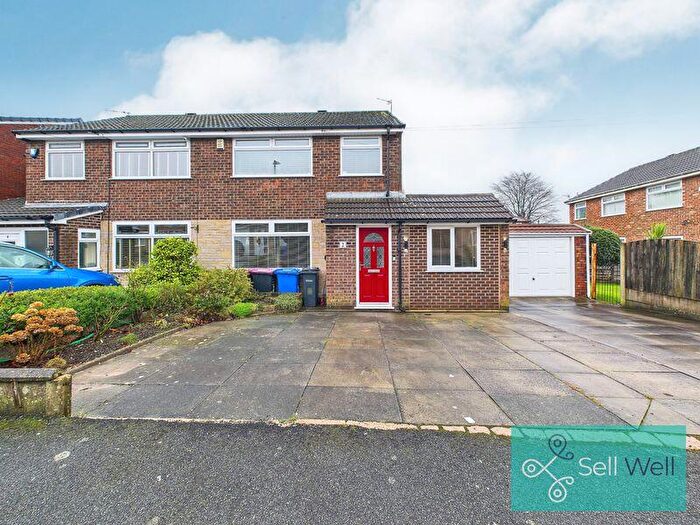 3 Bedroom Semi-Detached House For Sale In Windmill Road, Worsley, Manchester, M28