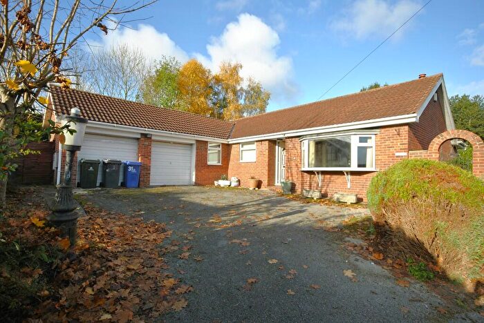 4 Bedroom Detached Bungalow For Sale In South View, Austerfield, Doncaster, DN10