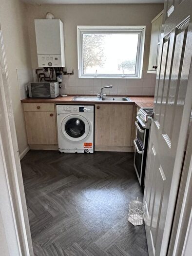 2 Bedroom Flat To Rent In Westwood Road, Corsham, Wiltshire, SN13