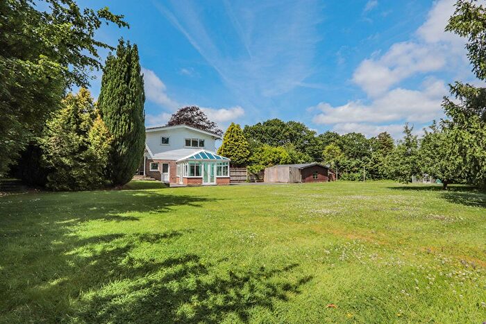 4 Bedroom Detached House For Sale In Rye Road, Hawkhurst, TN18