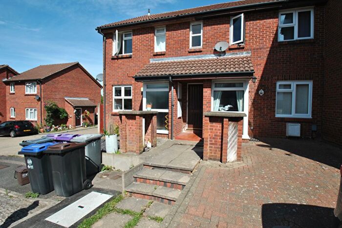 1 Bedroom Maisonette For Sale In Sanderling Close, Sanderling Close, Letchworth Garden City, SG6