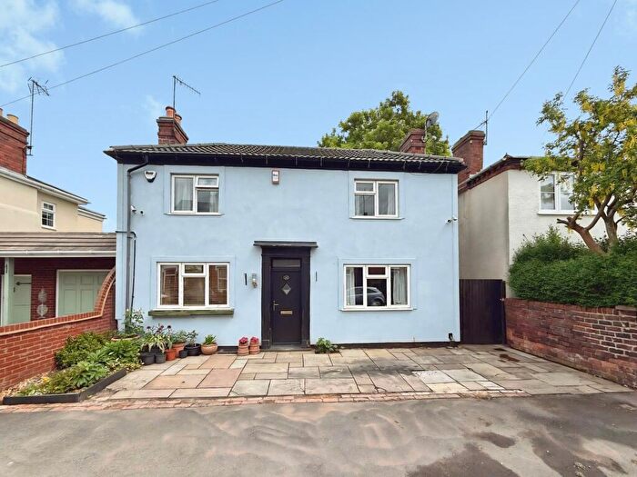 3 Bedroom Detached House For Sale In Turton Street, Kidderminster, DY10