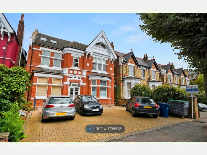 2 Bedroom Flat To Rent In Gordon Road, London, W5