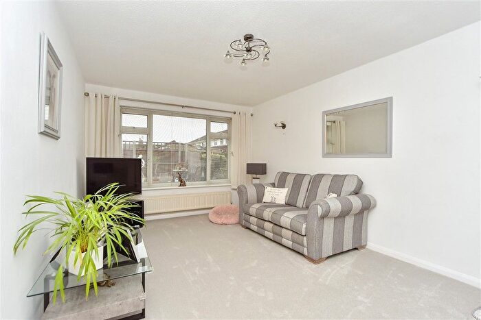 3 Bedroom Terraced House For Sale In Gibbons Road, Sittingbourne, Kent, ME10