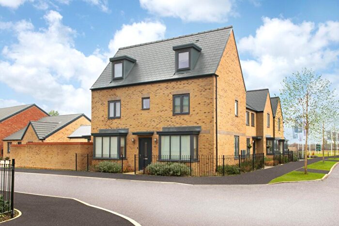 4 Bedroom Detached House For Sale In Nuffield Road, St Neots, Cambridgeshire, PE19