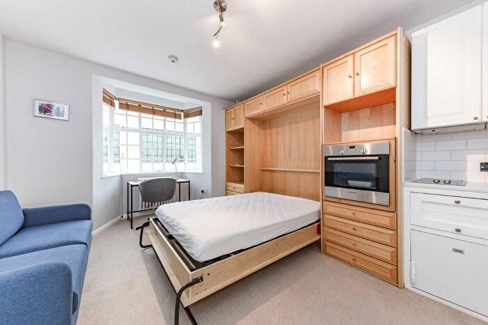 Studio To Rent In Woburn Place, Russell Court, WC1H
