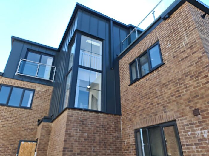 1 Bedroom Flat To Rent In Tranquil Mews, Sevenoaks, TN13