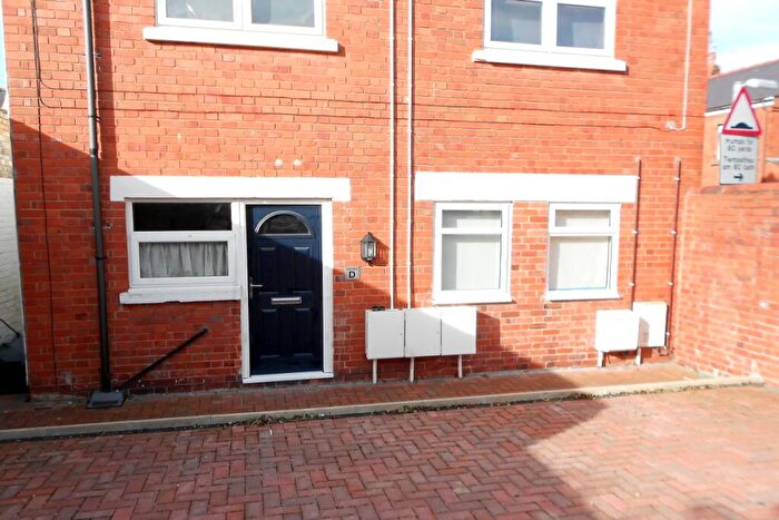 2 Bedroom Apartment To Rent In Princes Road, Rhosllanerchrugog, Wrexham, Clwyd, LL14