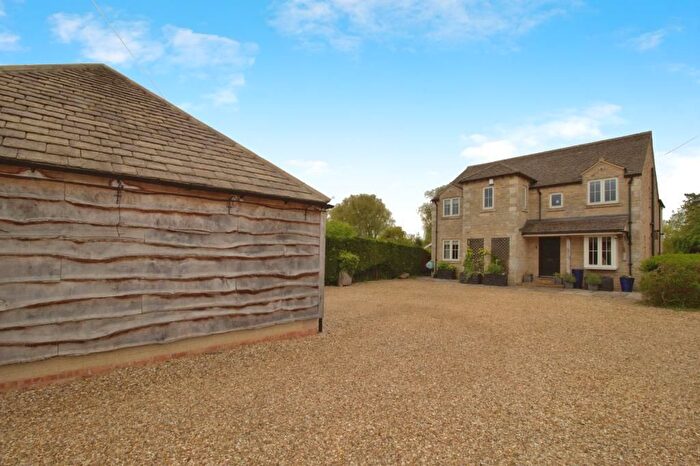 4 Bedroom Detached House For Sale In Eastgate, Deeping St James, PE6