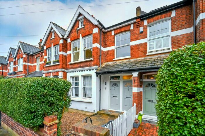 2 Bedroom Flat To Rent In Ashleigh Road, Mortlake, London, SW14