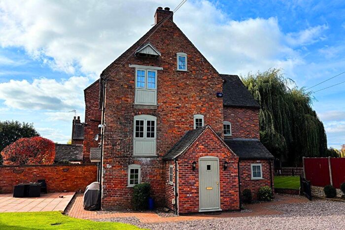 5 Bedroom Detached House For Sale In Millside House, Elford, Tamworth, B79