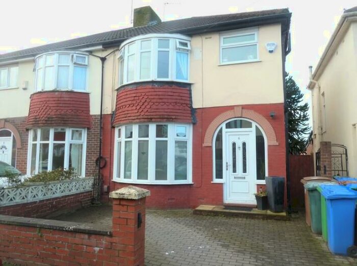 3 Bedroom Semi-Detached House To Rent In Rudyard Avenue, Middleton, M24