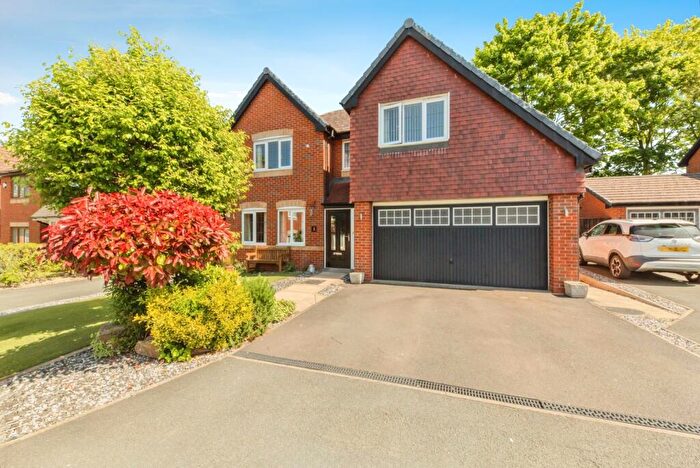 4 Bedroom Detached House For Sale In Hornbeam Close, Crewe, Cheshire, CW2