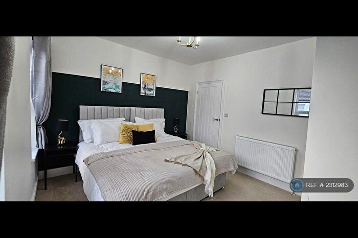 5 Bedroom Terraced House To Rent In Harrowden Road, Bedford, MK42
