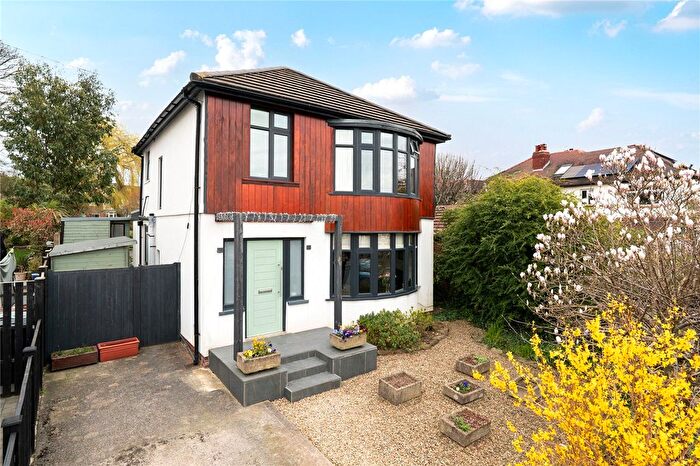 4 Bedroom Detached House For Sale In Sutherland Crescent, Roundhay, Leeds, LS8