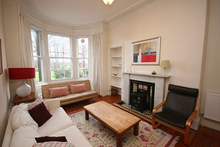 1 Bedroom Flat To Rent In Monmouth Terrace, Inverleith, Edinburgh, EH3