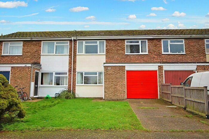 3 Bedroom Terraced House To Rent In Spring Chase, CO7