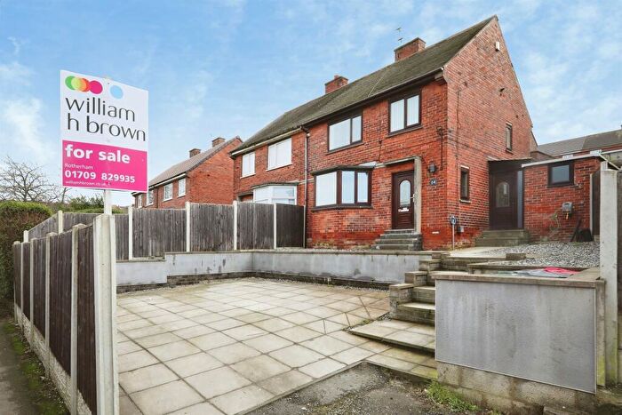 3 Bedroom Semi-Detached House For Sale In Haywood Close, East Herringthorpe, Rotherham, S65