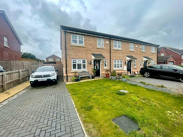 3 Bedroom Mews For Sale In Hamlet Close, Inskip, Preston, PR4