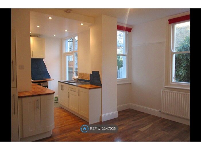 2 Bedroom Maisonette To Rent In Felsberg Road, London, SW2