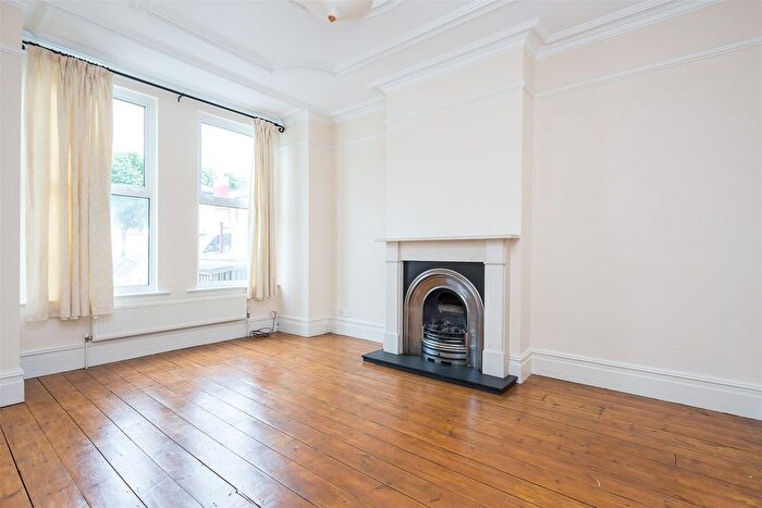 4 Bedroom Terraced House To Rent In Bramley Road, Ealing, W5