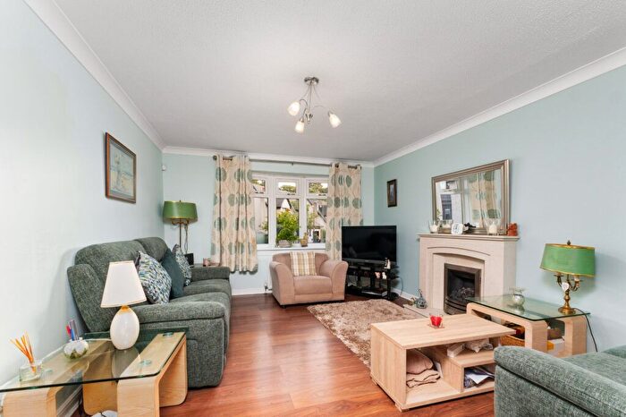 4 Bedroom Detached House For Sale In Glenfield, Livingston Village, Livingston, West Lothian, EH54