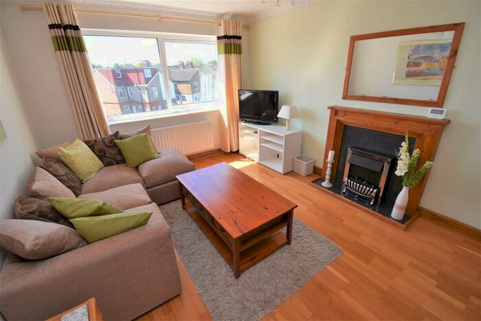 2 Bedroom Apartment To Rent In Gardenia Avenue, Luton, LU3