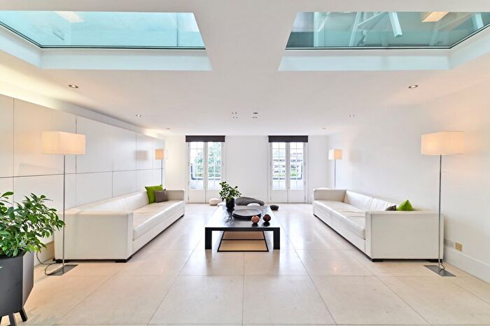 5 Bedroom Flat For Sale In Queen's Gate Gardens, London, SW7