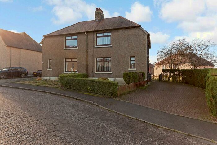 3 Bedroom Semi-Detached House For Sale In Waverley Crescent, High Bonnybridge, Bonnybridge, Stirlingshire, FK4