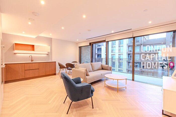 2 Bedroom Flat To Rent In Saxon House, Parkland Walk, London, SW6