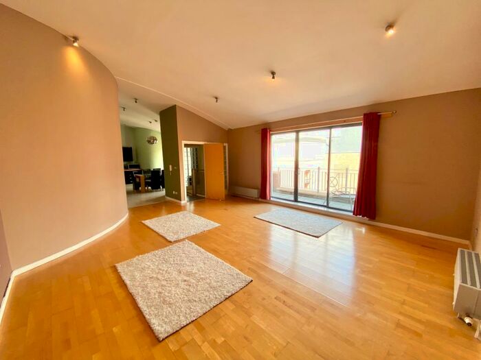 2 Bedroom Apartment To Rent In The Needleworks, Leicester, LE1