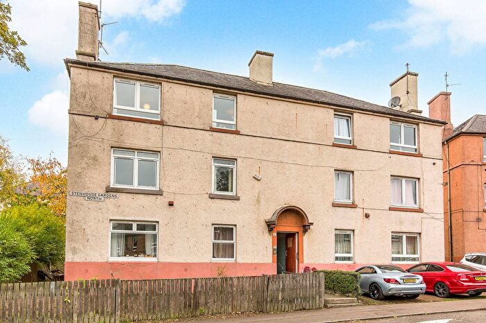 2 Bedroom Flat For Sale In / Stenhouse Gardens North, Stenhouse, Edinburgh, EH11