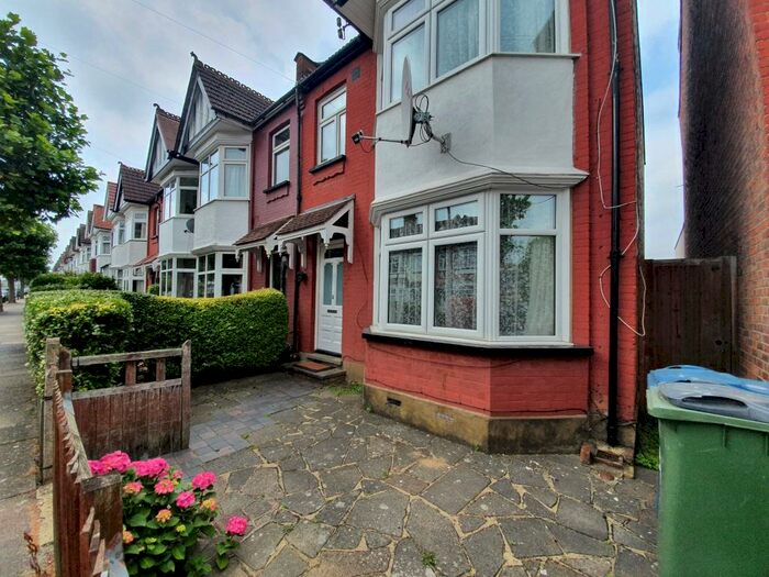 3 Bedroom House To Rent In Drury Road, Harrow, HA1