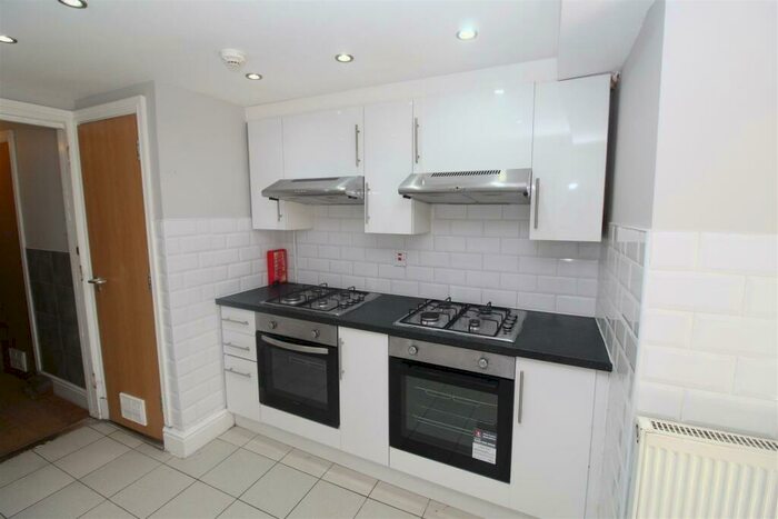 6 Bedroom House To Rent In Merthyr Street, Cathays, Cardiff, CF24