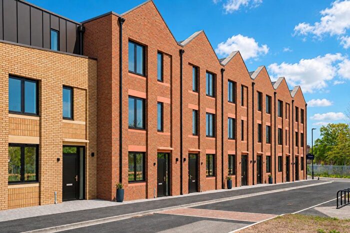 4 Bedroom Town House For Sale In Dennings Mews, Wiggington Road, York, YO31