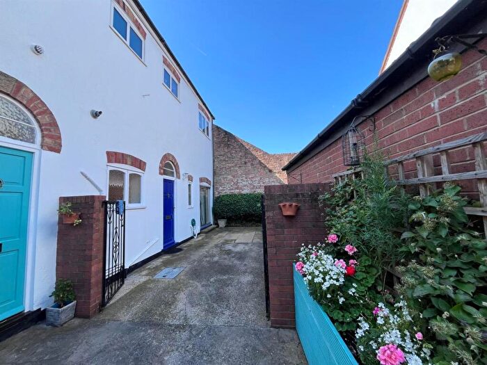 2 Bedroom Apartment To Rent In Gospelgate, Louth, LN11